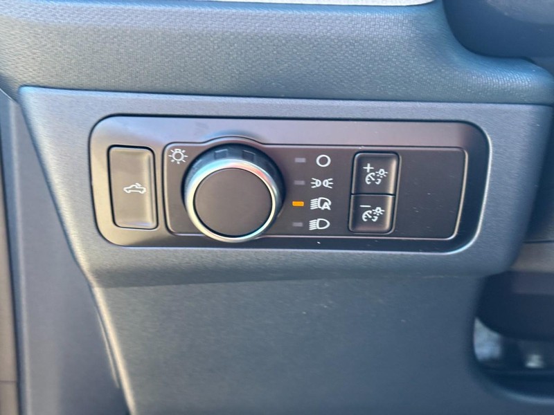 Ford Maverick Vehicle Full-screen Gallery Image 19