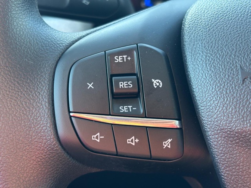 Ford Maverick Vehicle Full-screen Gallery Image 20