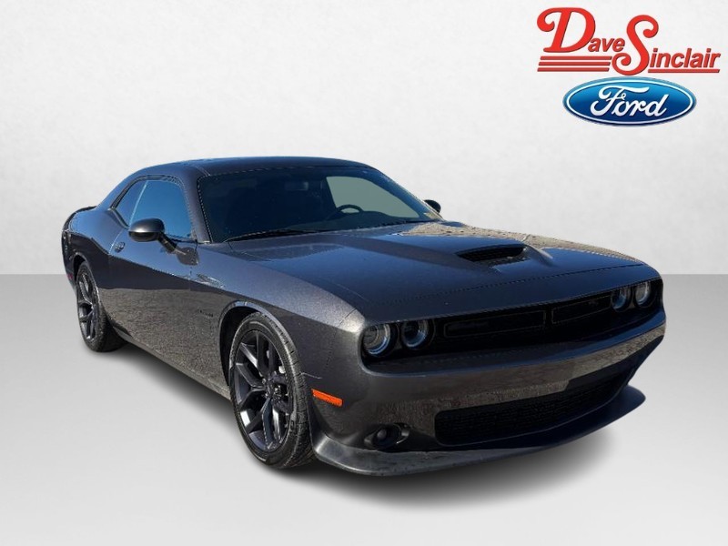 Dodge Challenger Vehicle Full-screen Gallery Image 03