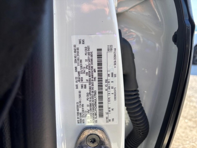 Lincoln Corsair Vehicle Full-screen Gallery Image 27