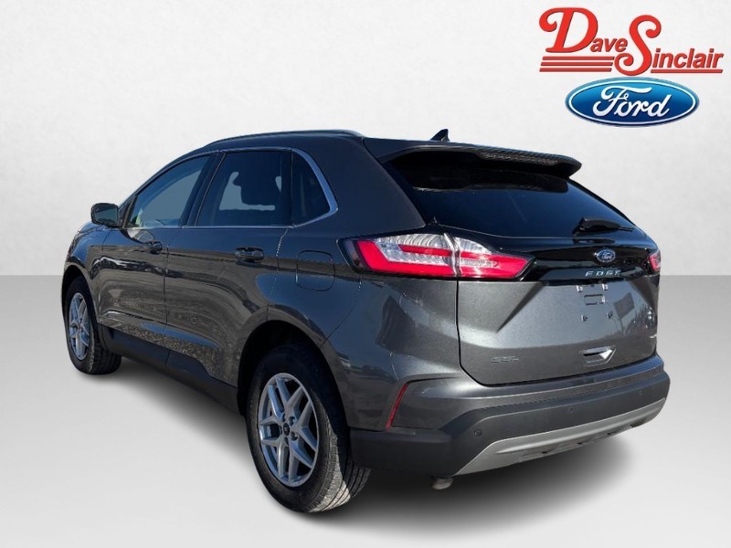 Ford Edge Vehicle Full-screen Gallery Image 09