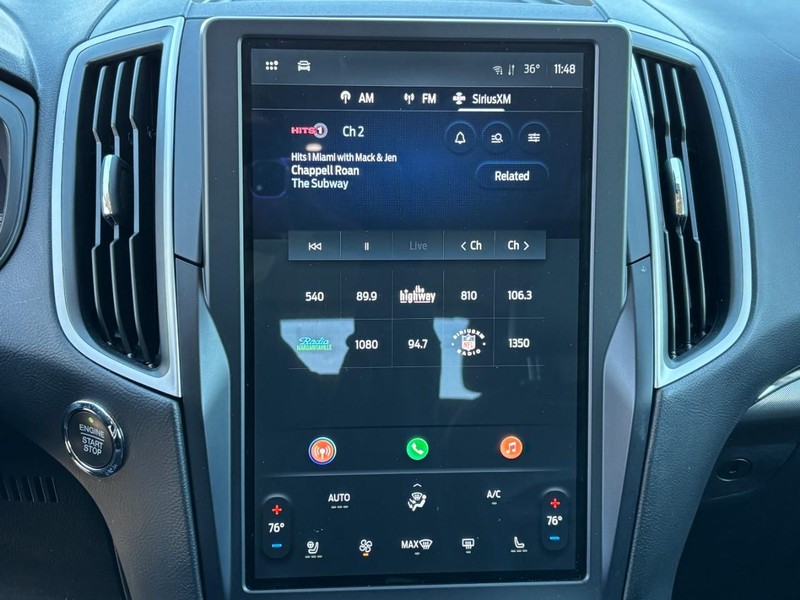 Ford Edge Vehicle Full-screen Gallery Image 22