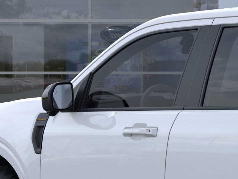 Ford Maverick Vehicle Full-screen Gallery Image 23