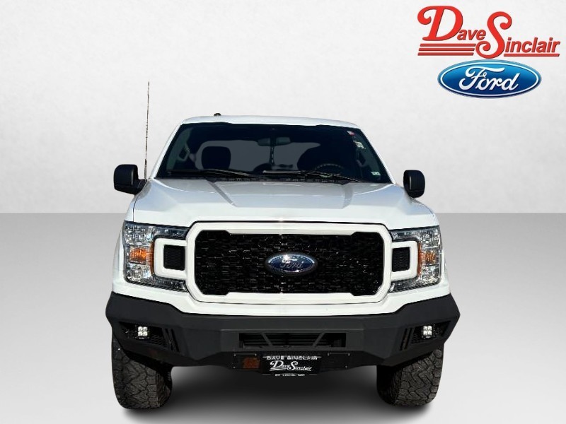 Ford F-150 Vehicle Full-screen Gallery Image 02