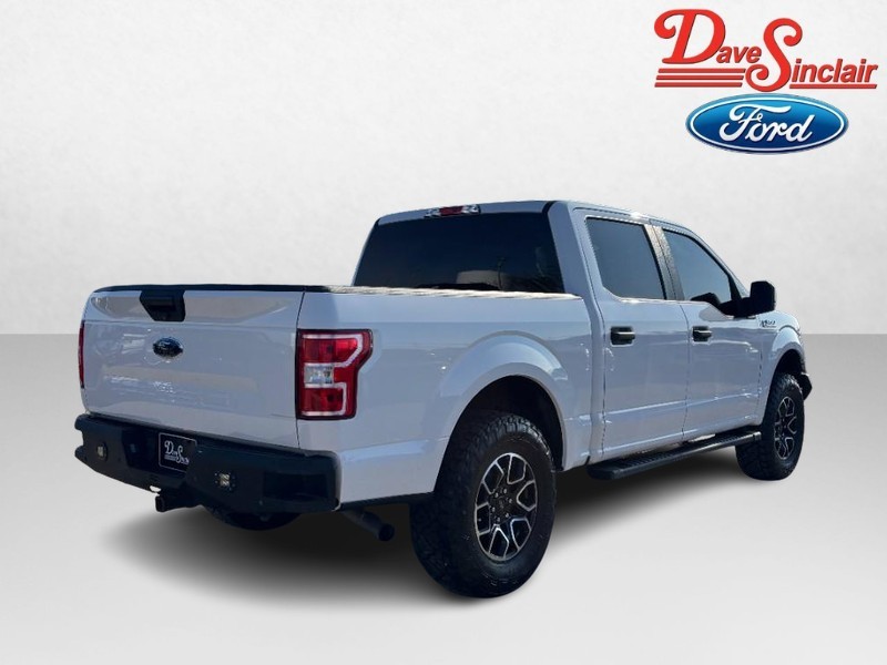 Ford F-150 Vehicle Full-screen Gallery Image 07