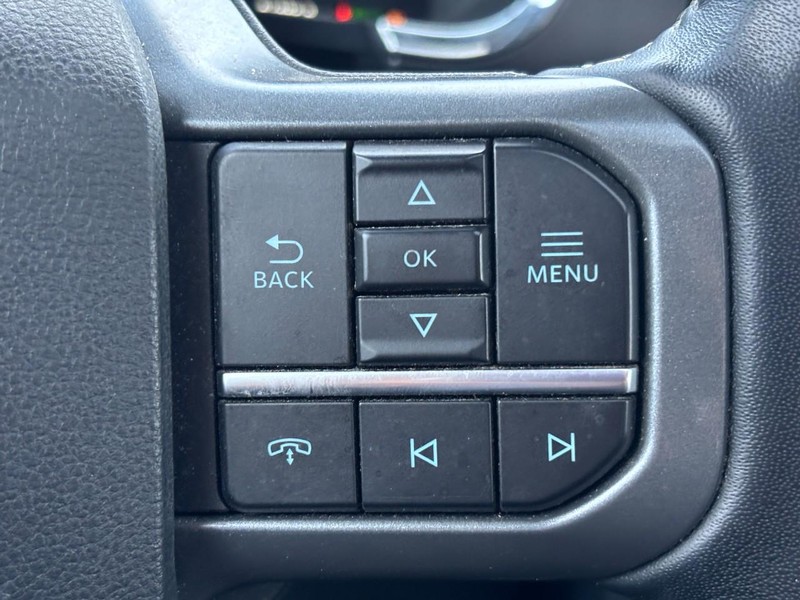 Ford F-150 Vehicle Full-screen Gallery Image 20