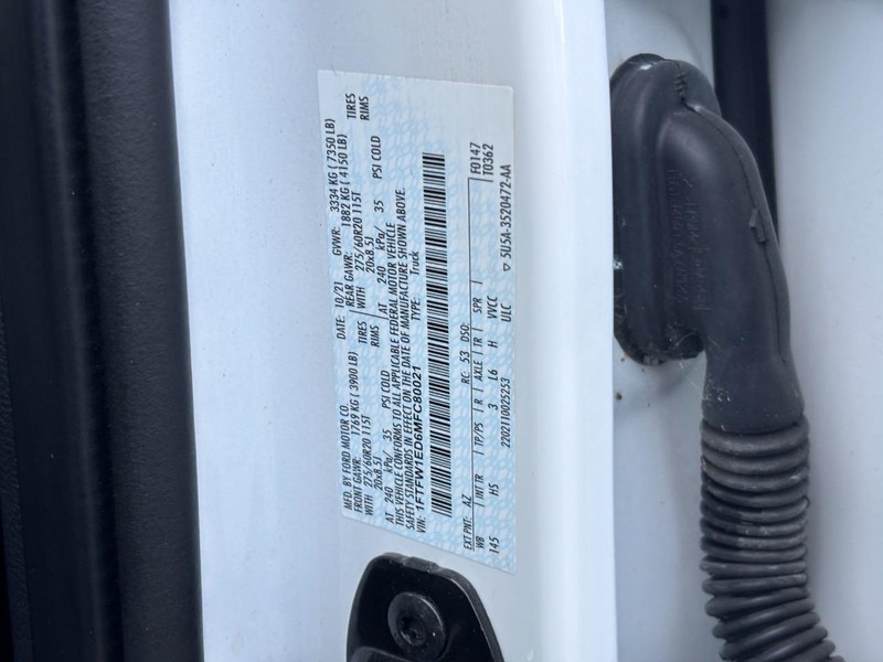 Ford F-150 Vehicle Full-screen Gallery Image 26