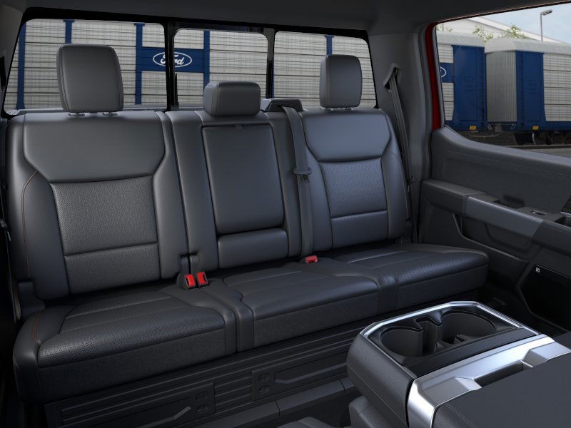 Ford F-150 Vehicle Full-screen Gallery Image 13