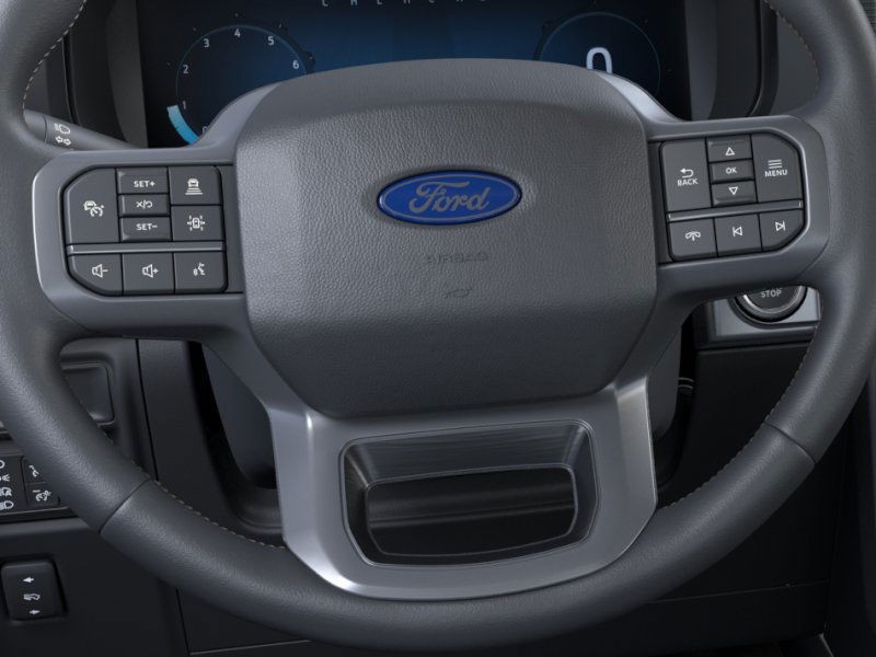 Ford F-150 Vehicle Full-screen Gallery Image 14
