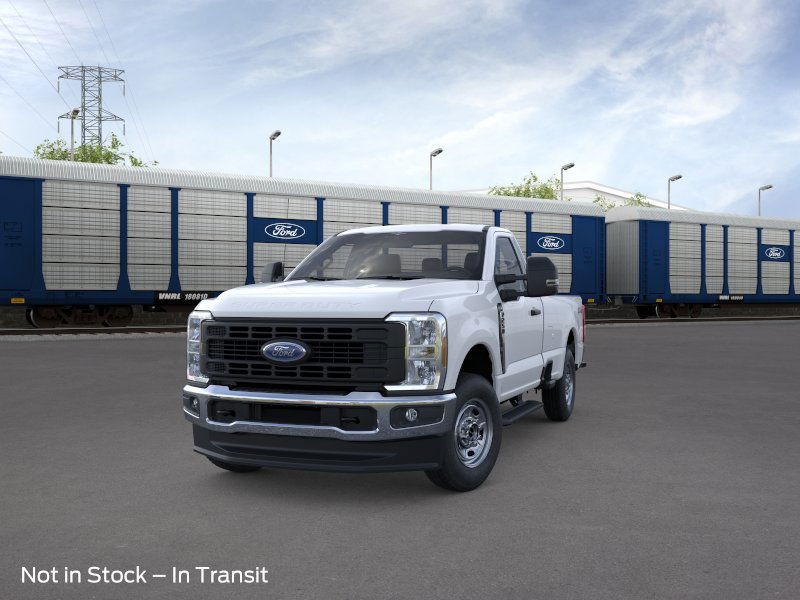 Ford Super Duty F-250 SRW Vehicle Full-screen Gallery Image 02