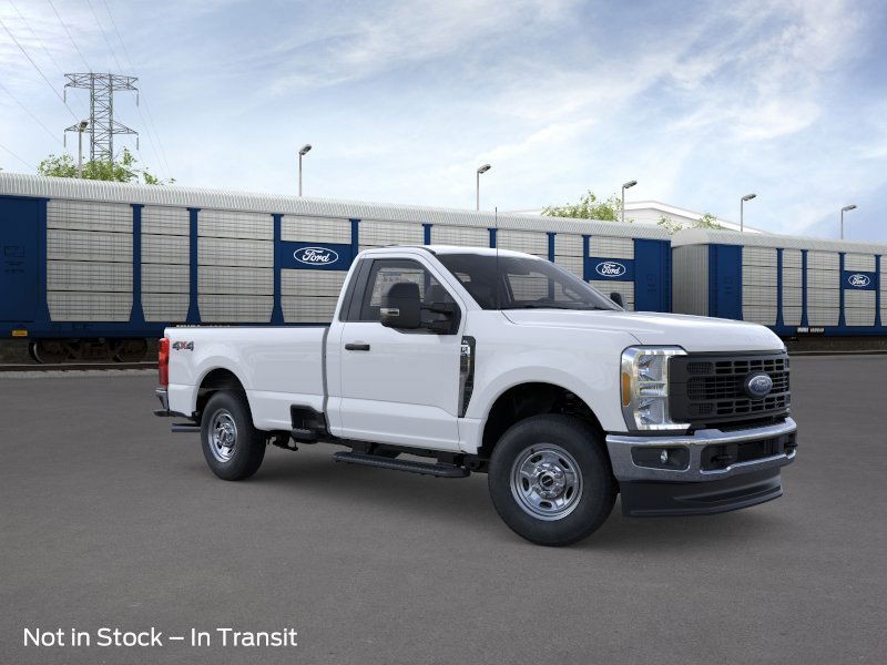 Ford Super Duty F-250 SRW Vehicle Full-screen Gallery Image 09
