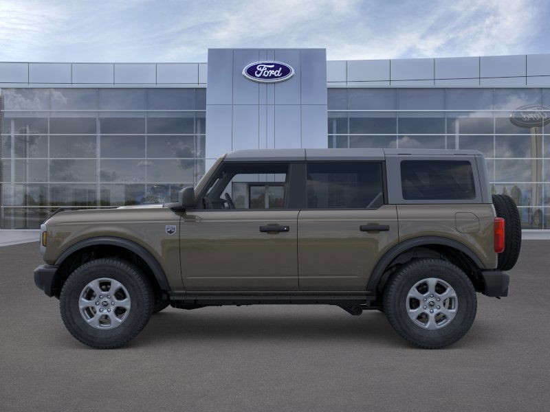 Ford Bronco Vehicle Full-screen Gallery Image 04