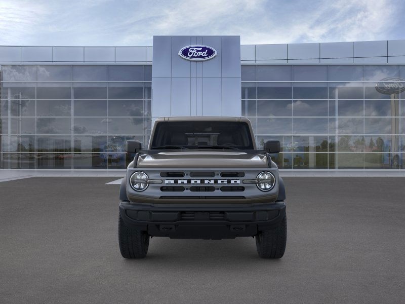 Ford Bronco Vehicle Full-screen Gallery Image 08