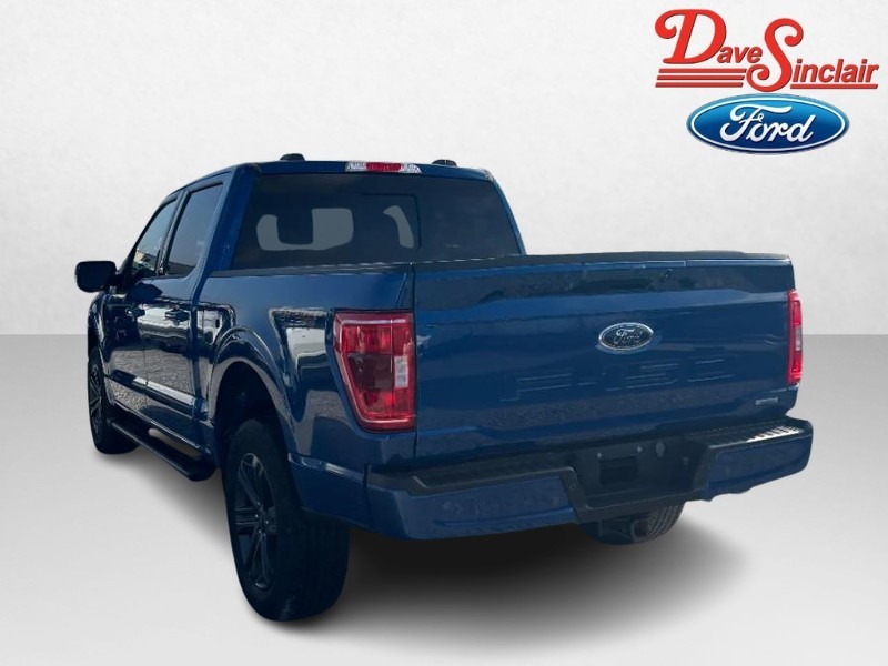 Ford F-150 Vehicle Full-screen Gallery Image 09