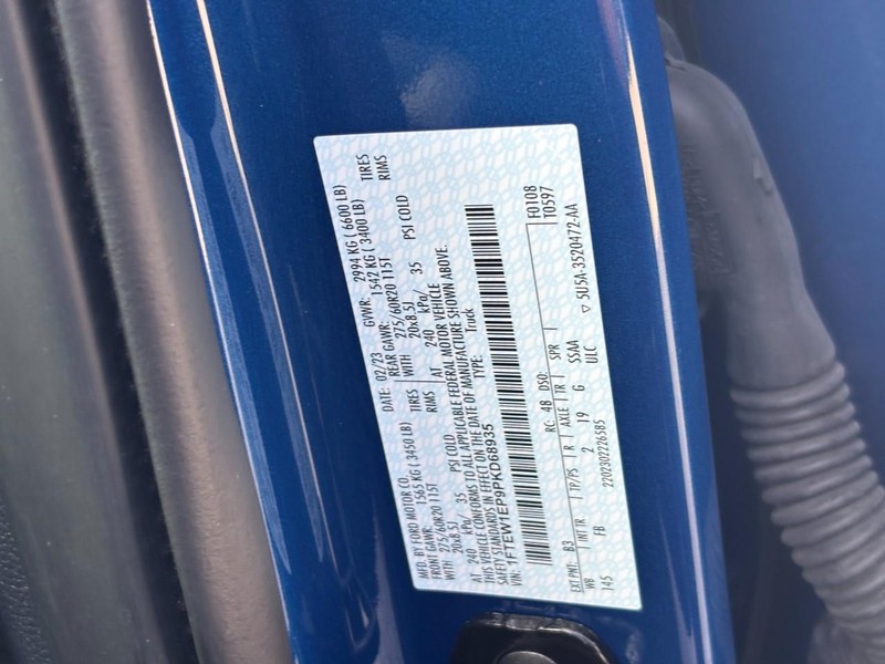 Ford F-150 Vehicle Full-screen Gallery Image 27