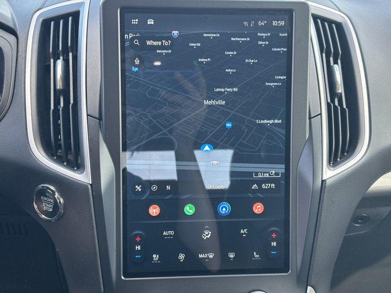 Ford Edge Vehicle Full-screen Gallery Image 23