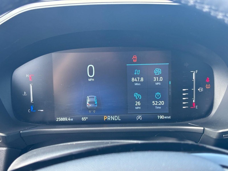 Ford Escape Vehicle Full-screen Gallery Image 21