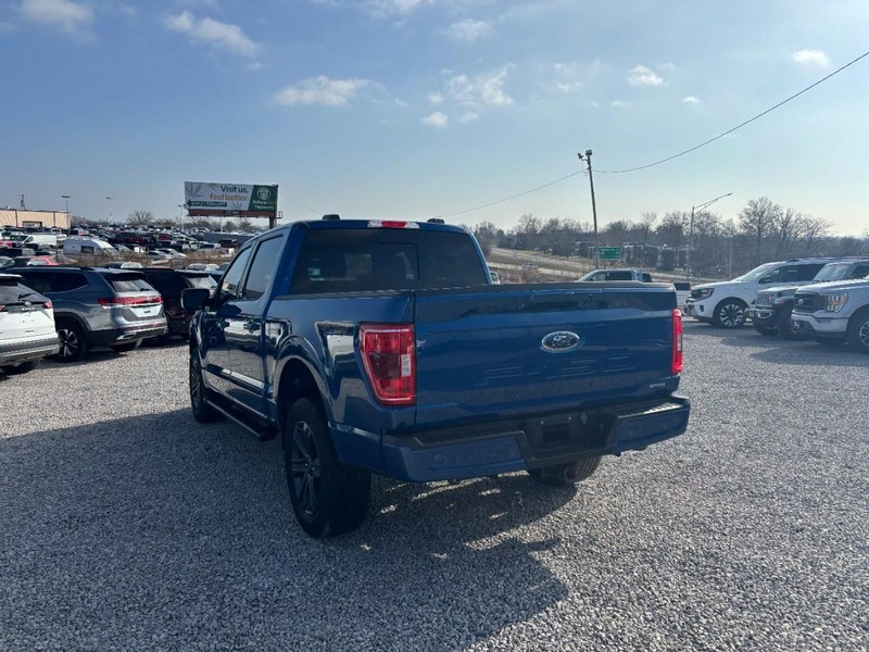 Ford F-150 Vehicle Full-screen Gallery Image 09