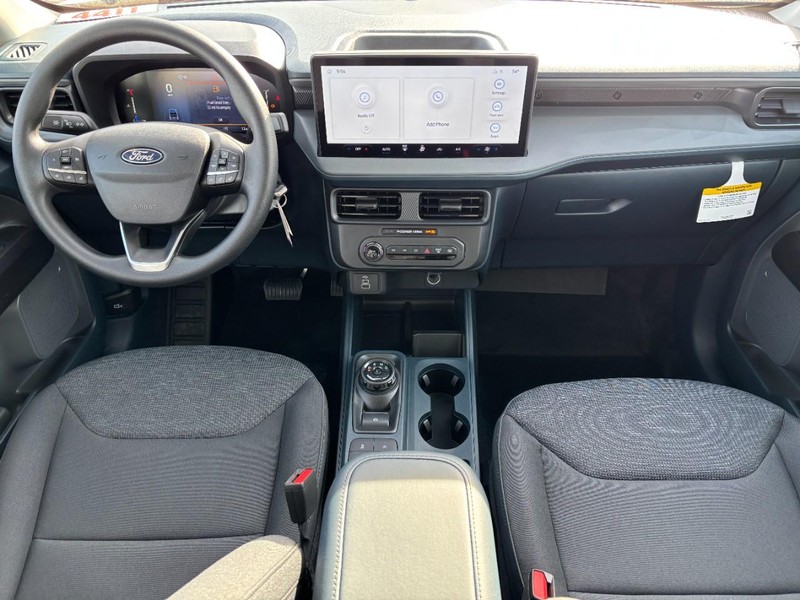 Ford Maverick Vehicle Full-screen Gallery Image 13