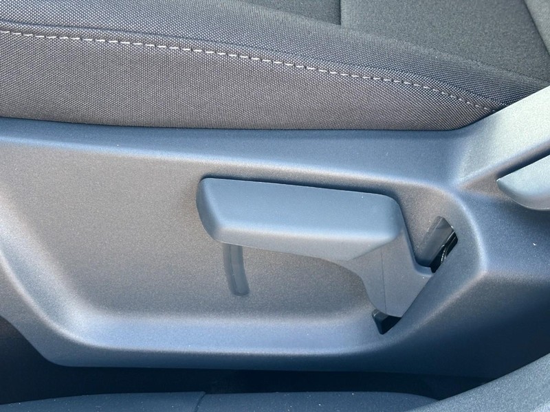 Ford Maverick Vehicle Full-screen Gallery Image 18