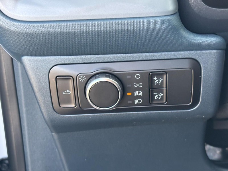 Ford Maverick Vehicle Full-screen Gallery Image 20