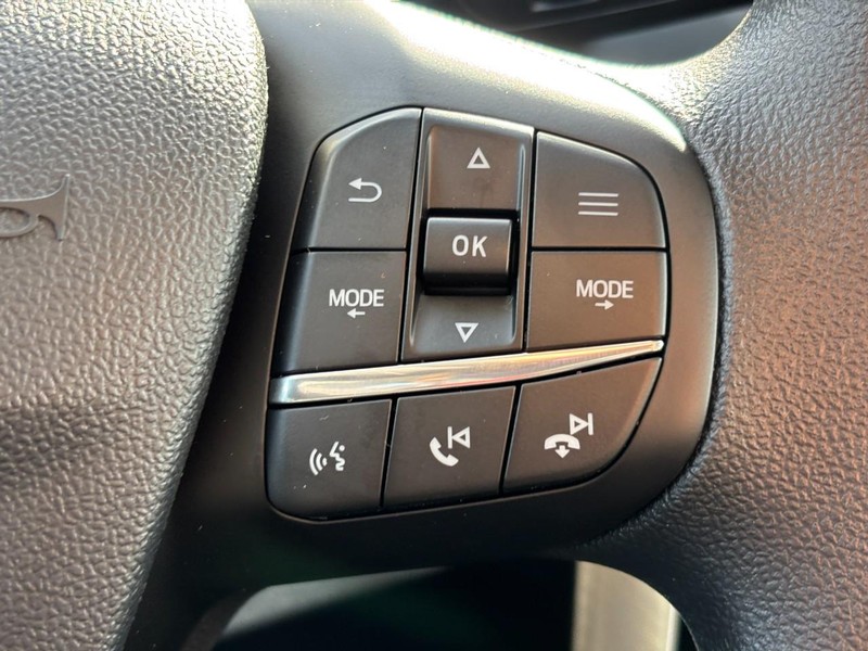 Ford Maverick Vehicle Full-screen Gallery Image 23