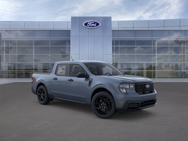 Ford Maverick Vehicle Full-screen Gallery Image 09