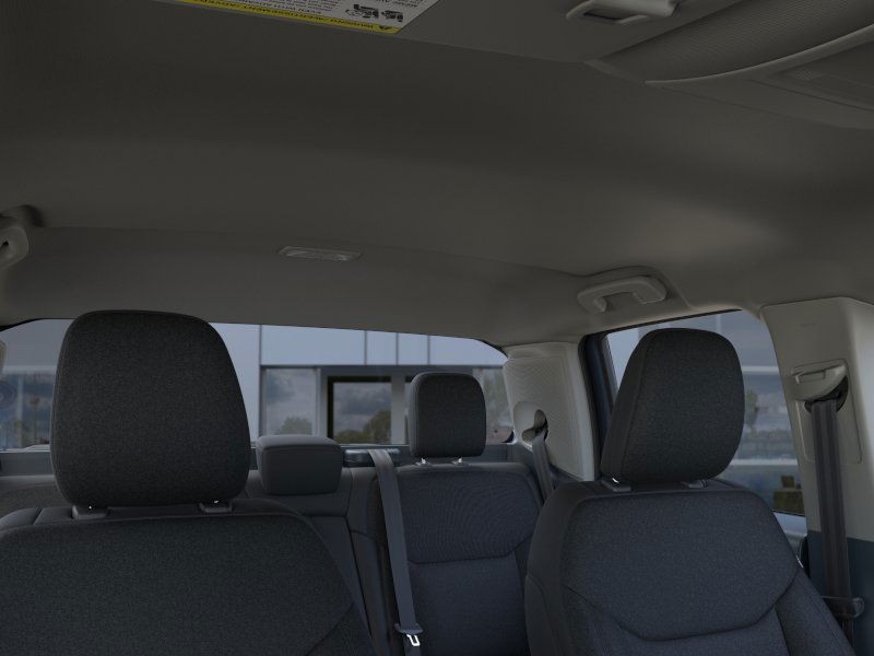 Ford Maverick Vehicle Full-screen Gallery Image 14