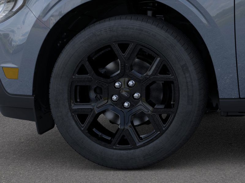 Ford Maverick Vehicle Full-screen Gallery Image 22