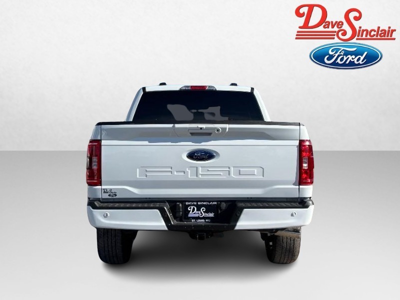 Ford F-150 Vehicle Full-screen Gallery Image 08