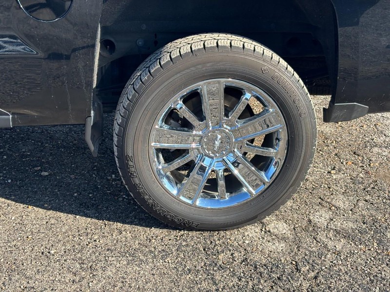 Chevrolet Silverado 1500 Vehicle Full-screen Gallery Image 09