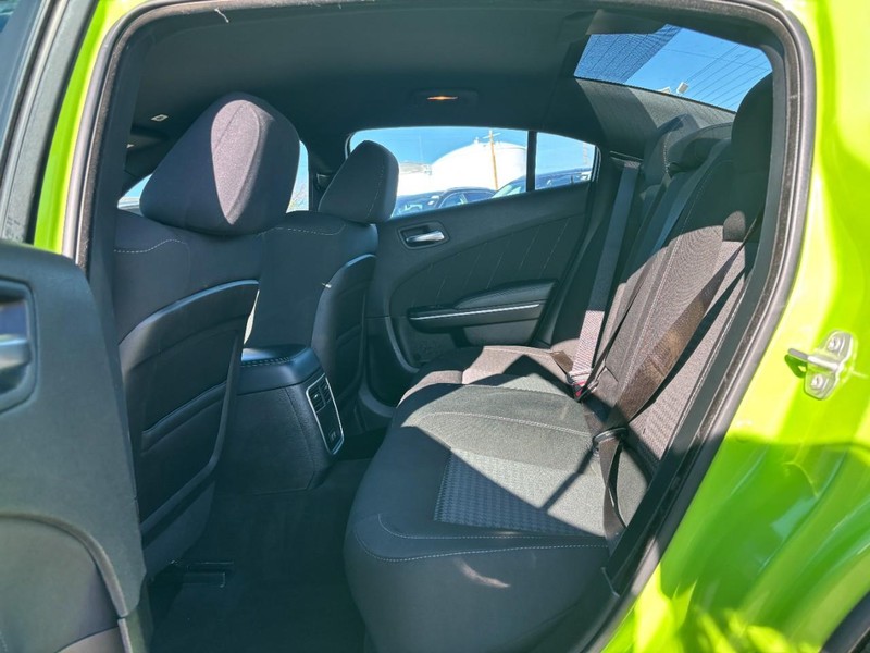 Dodge Charger Vehicle Full-screen Gallery Image 10