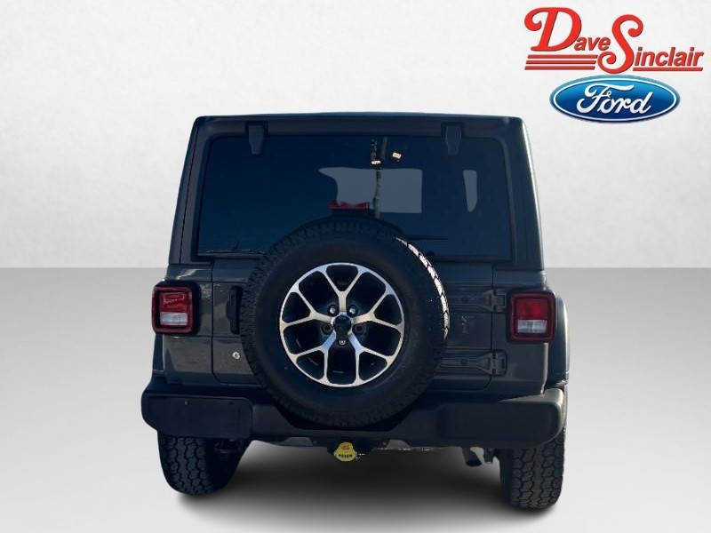 Jeep Wrangler Vehicle Full-screen Gallery Image 08