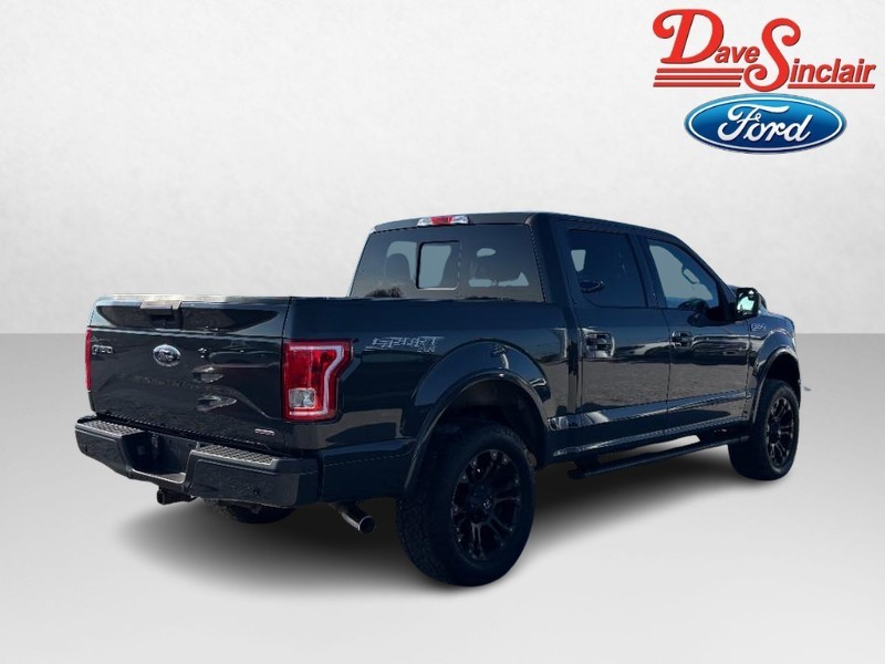 Ford F-150 Vehicle Full-screen Gallery Image 07