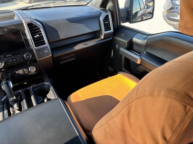 Ford F-150 Vehicle Full-screen Gallery Image 15