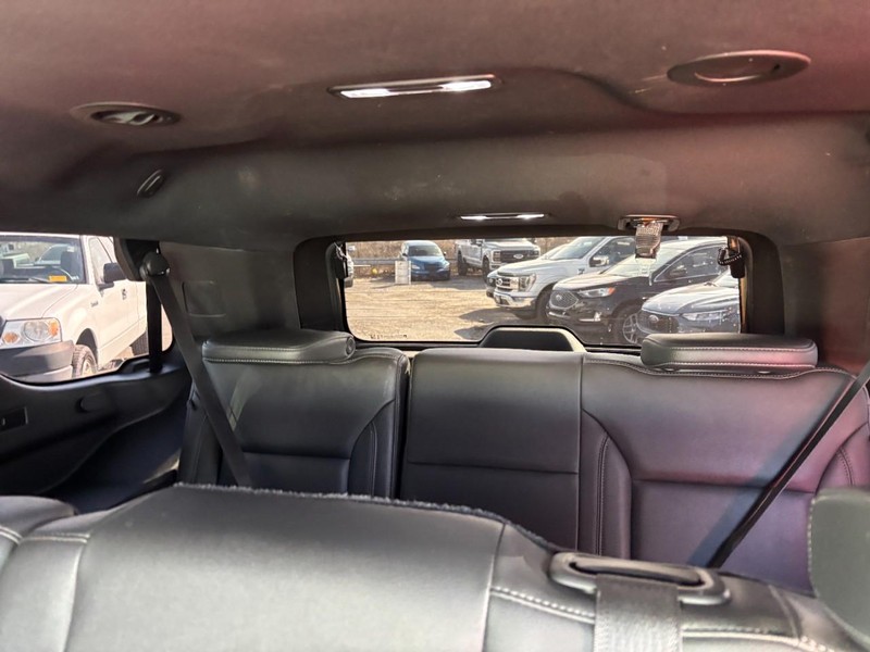 Chevrolet Tahoe Vehicle Full-screen Gallery Image 10