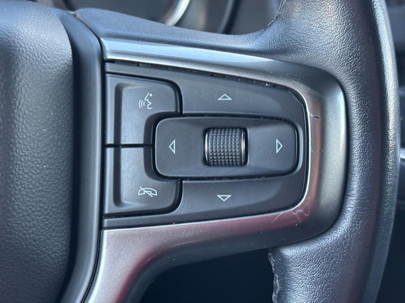 Chevrolet Tahoe Vehicle Full-screen Gallery Image 19