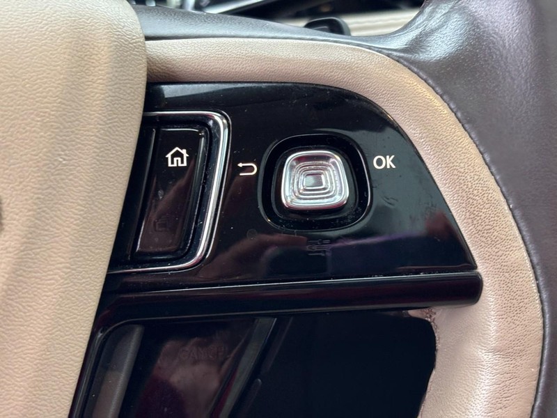 Lincoln Corsair Vehicle Image 20