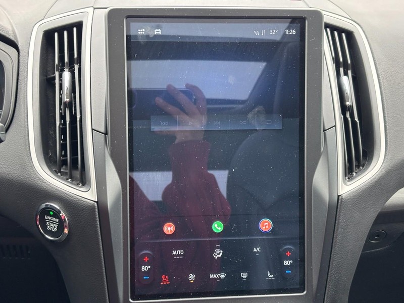 Ford Edge Vehicle Full-screen Gallery Image 22