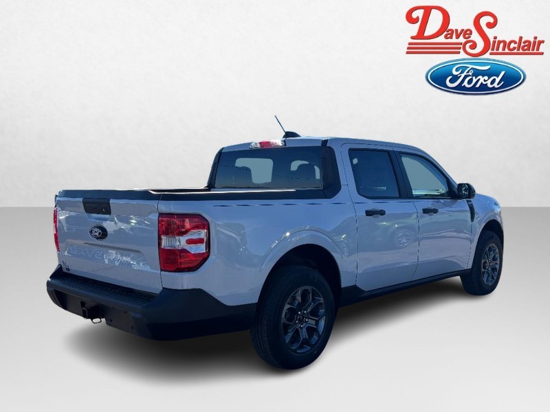 Ford Maverick Vehicle Full-screen Gallery Image 07