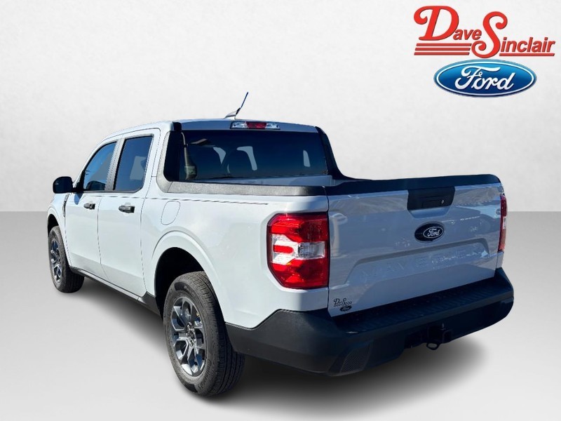 Ford Maverick Vehicle Full-screen Gallery Image 09