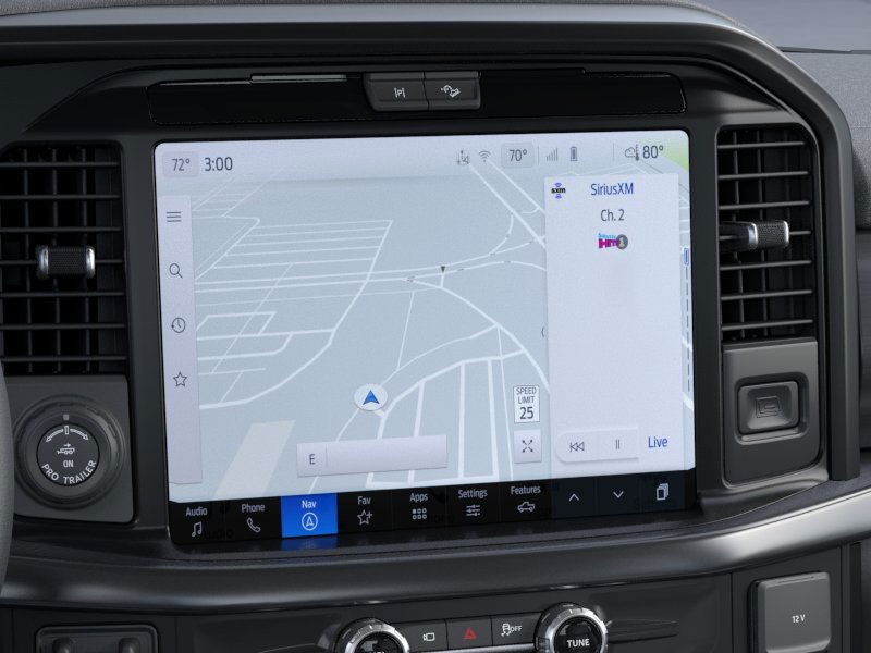 Ford F-150 Vehicle Full-screen Gallery Image 16