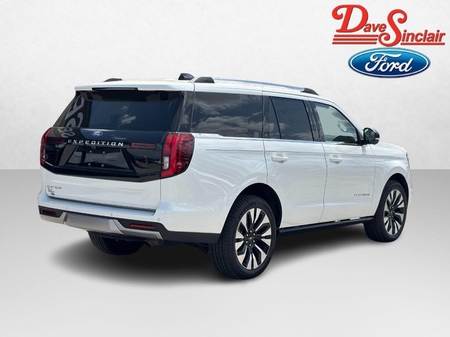 Ford Expedition Vehicle Full-screen Gallery Image 08