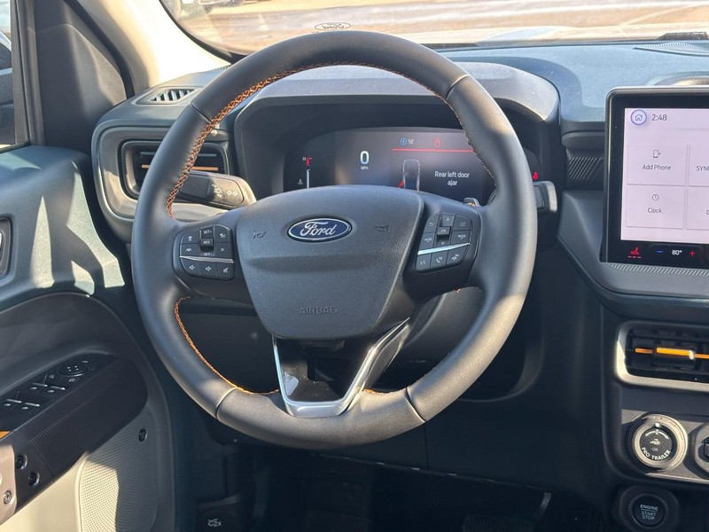 Ford Maverick Vehicle Full-screen Gallery Image 14