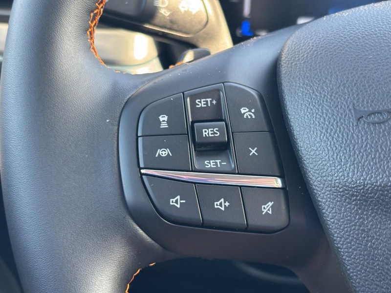 Ford Maverick Vehicle Full-screen Gallery Image 20