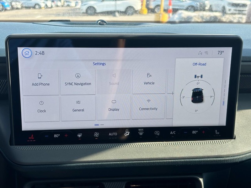 Ford Maverick Vehicle Full-screen Gallery Image 24