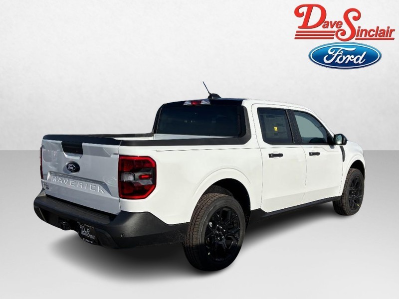 Ford Maverick Vehicle Full-screen Gallery Image 07