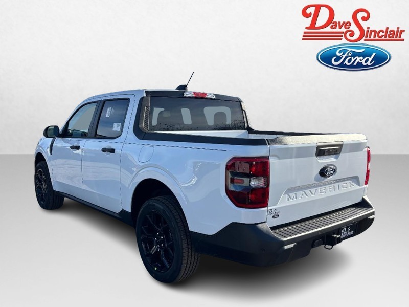 Ford Maverick Vehicle Full-screen Gallery Image 09