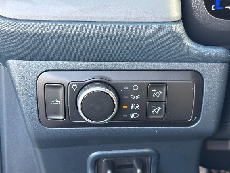 Ford Maverick Vehicle Full-screen Gallery Image 19