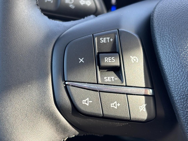 Ford Maverick Vehicle Full-screen Gallery Image 20